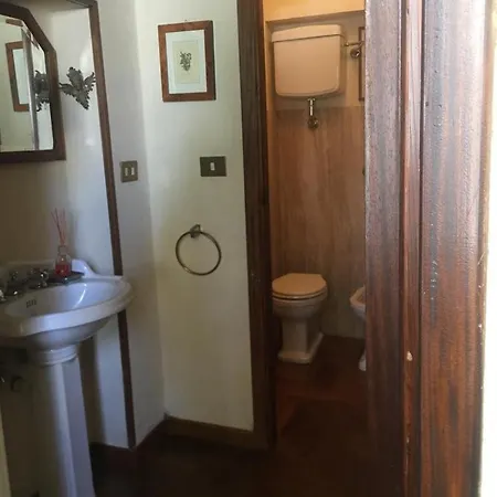 Prestigious Single With Park And Pool * Latera