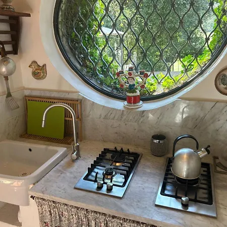 Prestigious Single With Park And Pool * Latera