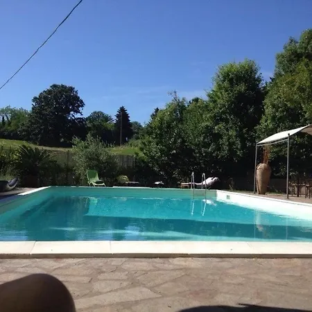 Villa Prestigious Single With Park And Pool
